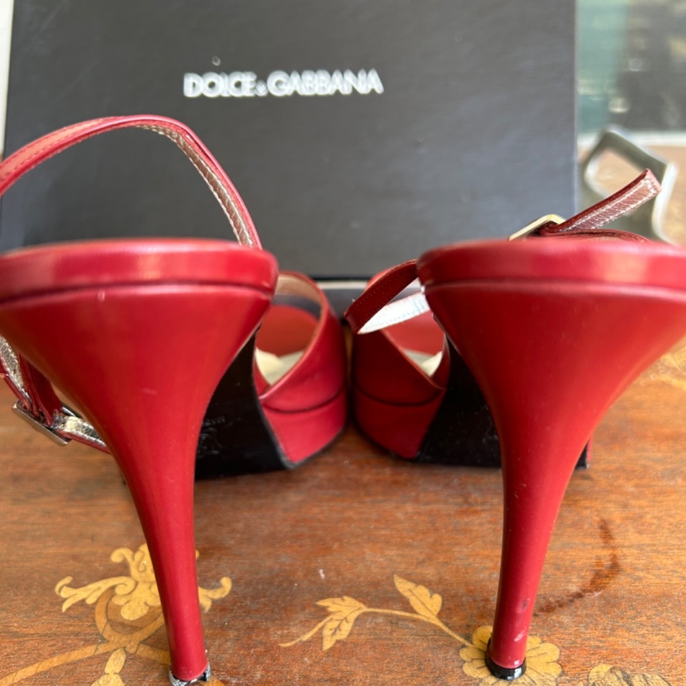 Dolce & Gabbana Red Heels - Picture 5 of 6